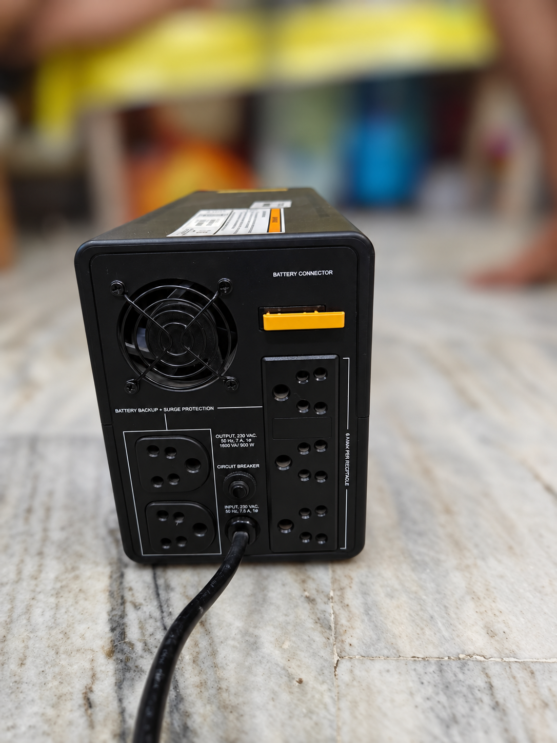 APC Easy UPS BVX1600LI-IN 1600VA / 900W — photo 3